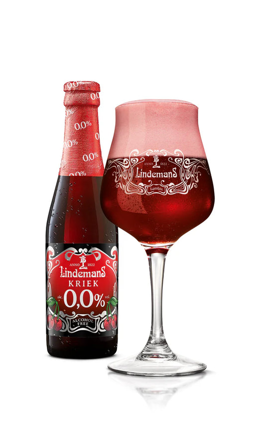 Bière Lindemans Kriek 0,0% sans alcool servie dans un verre, mettant en avant sa couleur rouge cerise.
